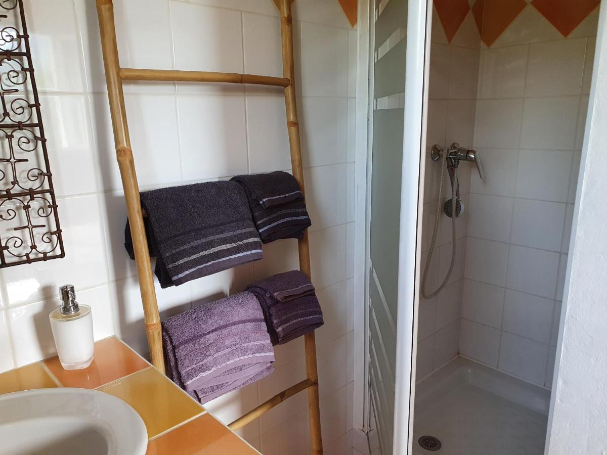 Appartamento Bienvenue Le Revest-le-Eaux Esterno foto