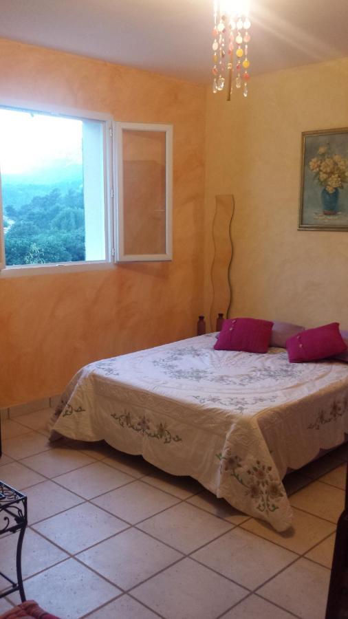 Appartamento Bienvenue Le Revest-le-Eaux Esterno foto